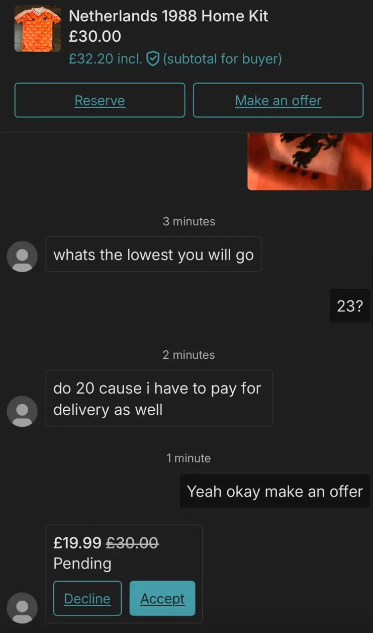 The buyer's behaviour was branded 'pretty' (X/@L3wis21A)