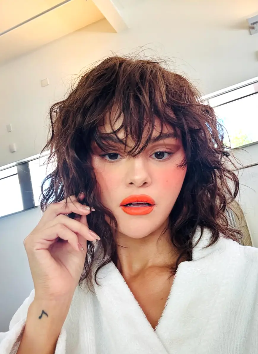 Selena Gomez bravely opened up about her mental health in a brand-new interview (Instagram/@selenagomez)