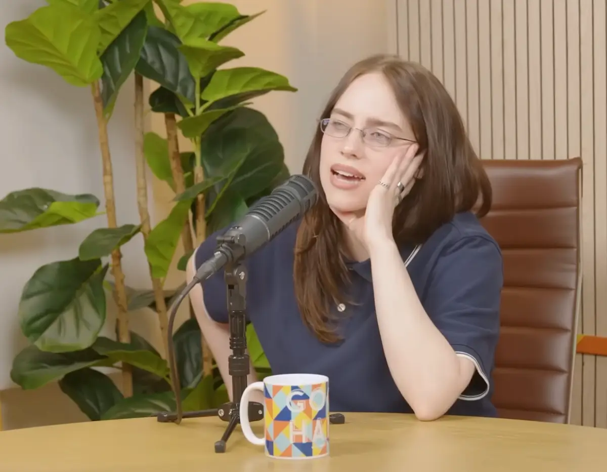 Eilish revealed she does 'everything in my power to suppress all of my tics constantly' (YouTube/Good Hang with Amy Poehler)