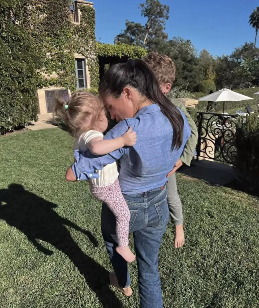 Meghan and Harry's children live in California with the couple (Instagram/@meghan)