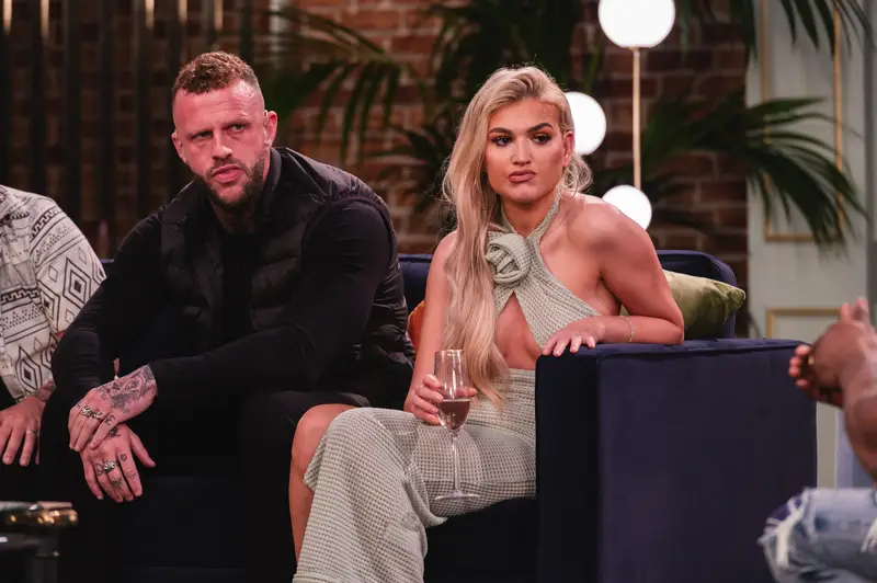 Ross is married to Sacha on the show (Channel 4)