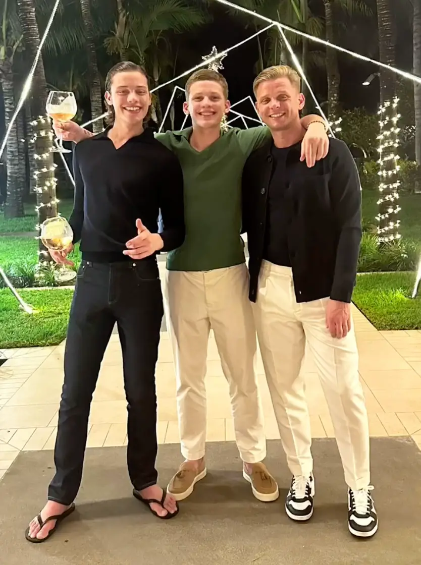 Jeff recalled the day his sons' mother passed (Instagram/@jeffbrazier)