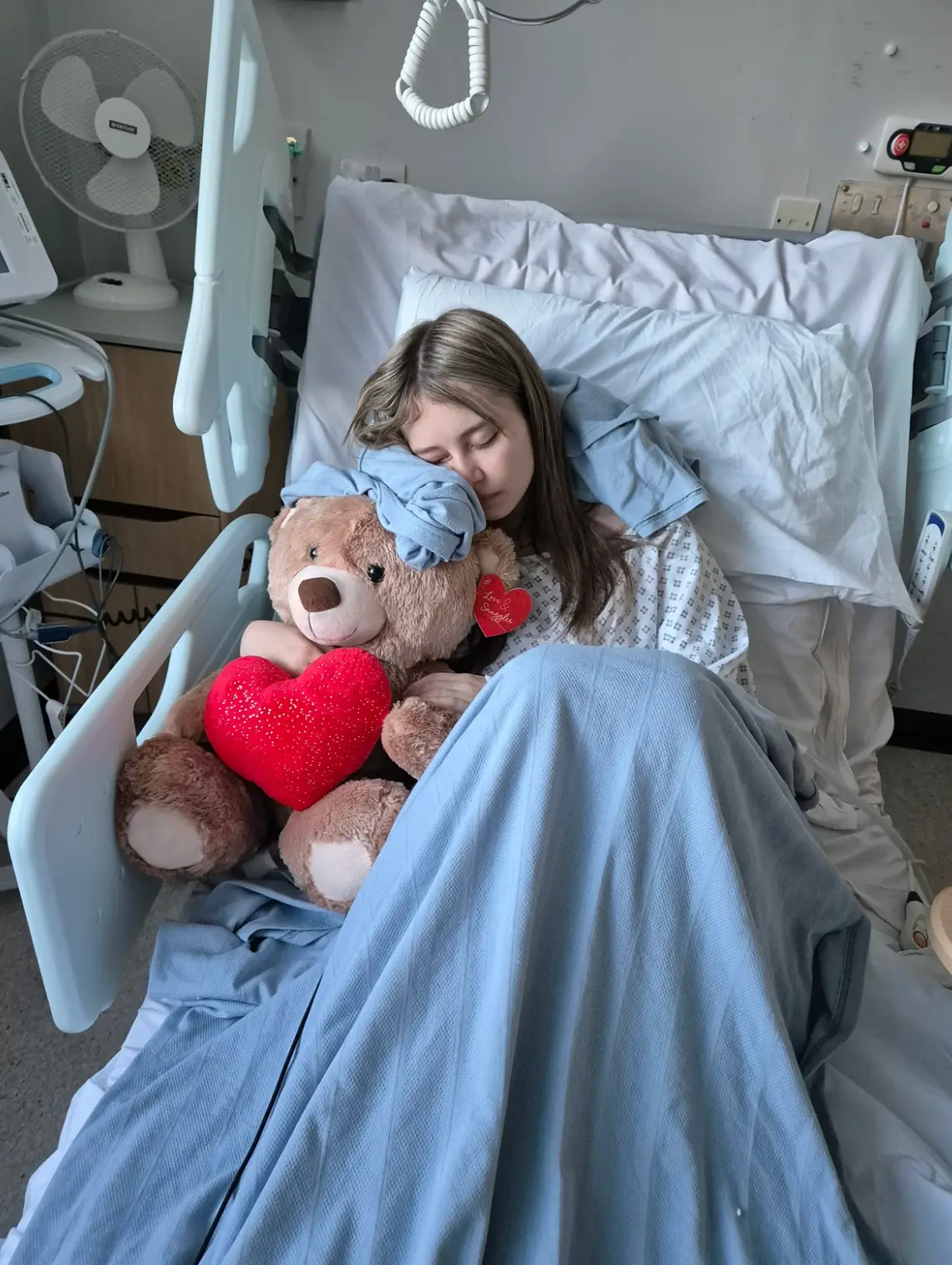 Tazmin's younger sister Kyla was hospitalised the previous month from vaping. (Kennedy News)