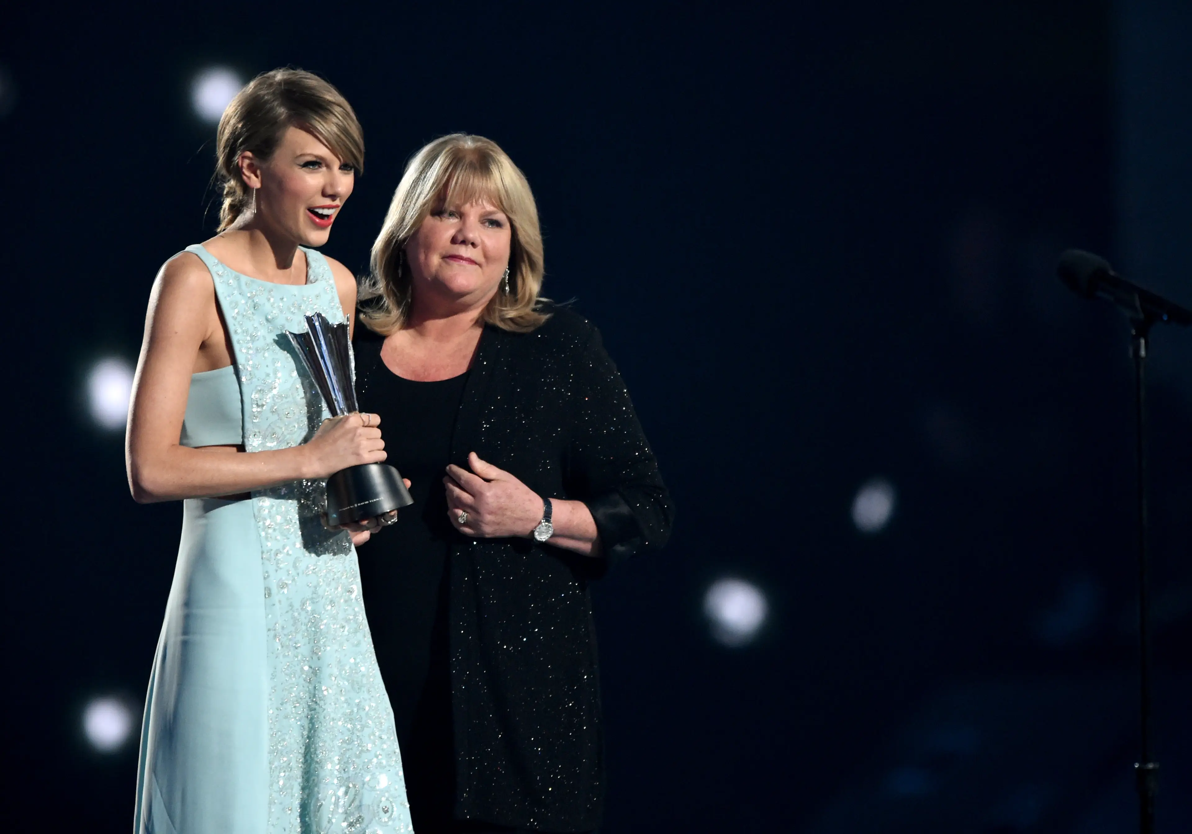 Taylor Swift has revealed what her mum Andrea had to say about her NSFW track 'Wood' (Cooper Neill/Getty Images for dc)
