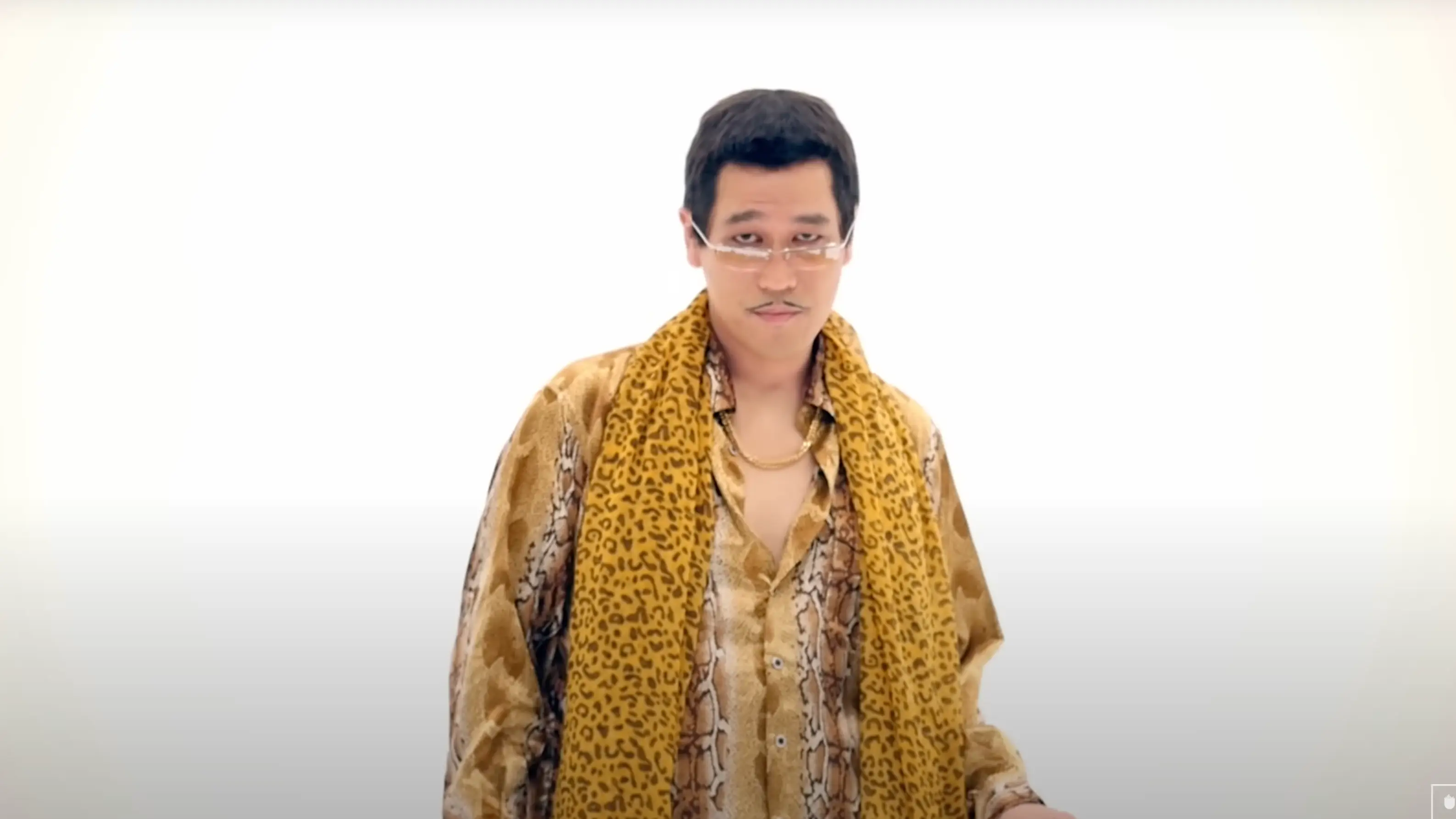 People are all saying the same thing about the unexpected comeback (YouTube/Pikotaro/ UltraRecords)
