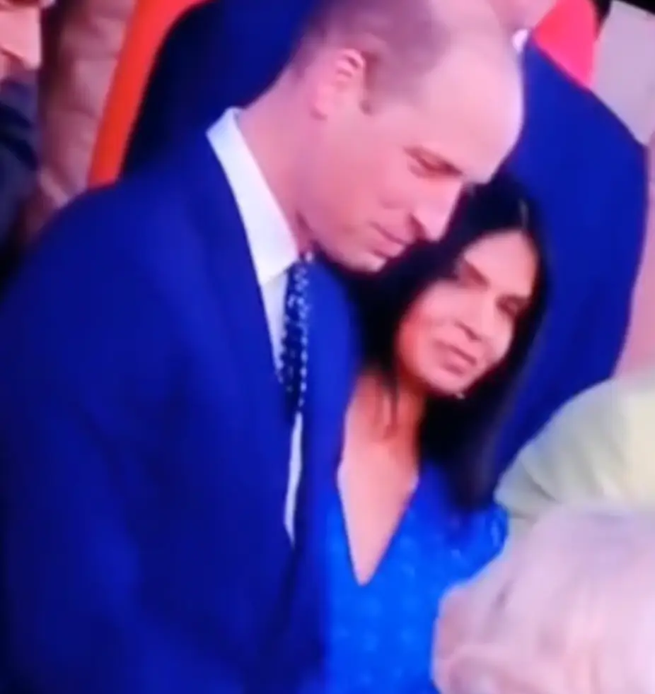 It is expected you perform the royal protocol with the Queen and King.