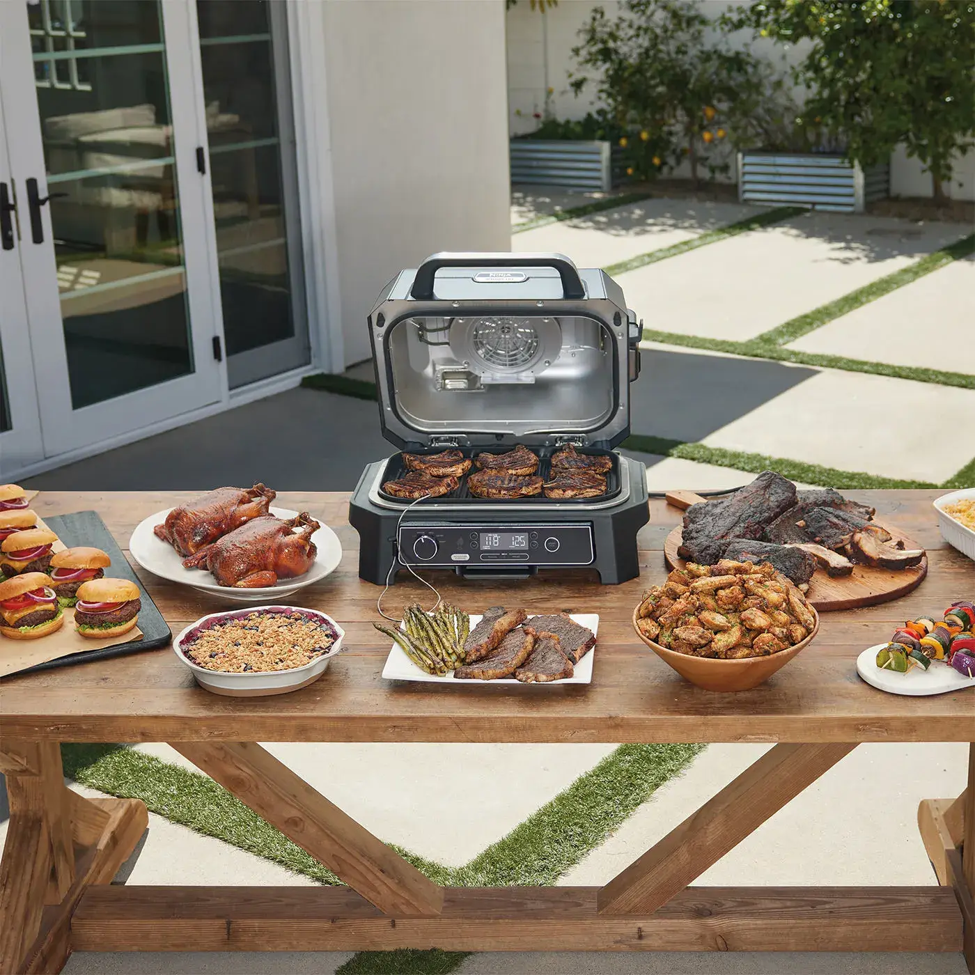 Customers have been impressed by its cooking, baking and grilling capabilities.