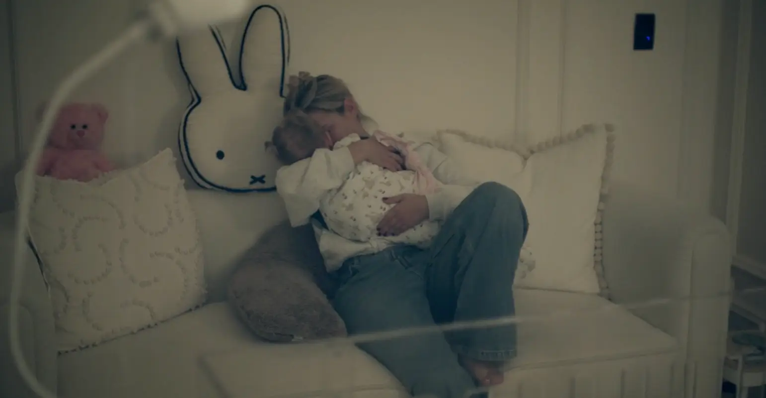 The documentary sees Molly-Mae discuss her parenting battles (Amazon)