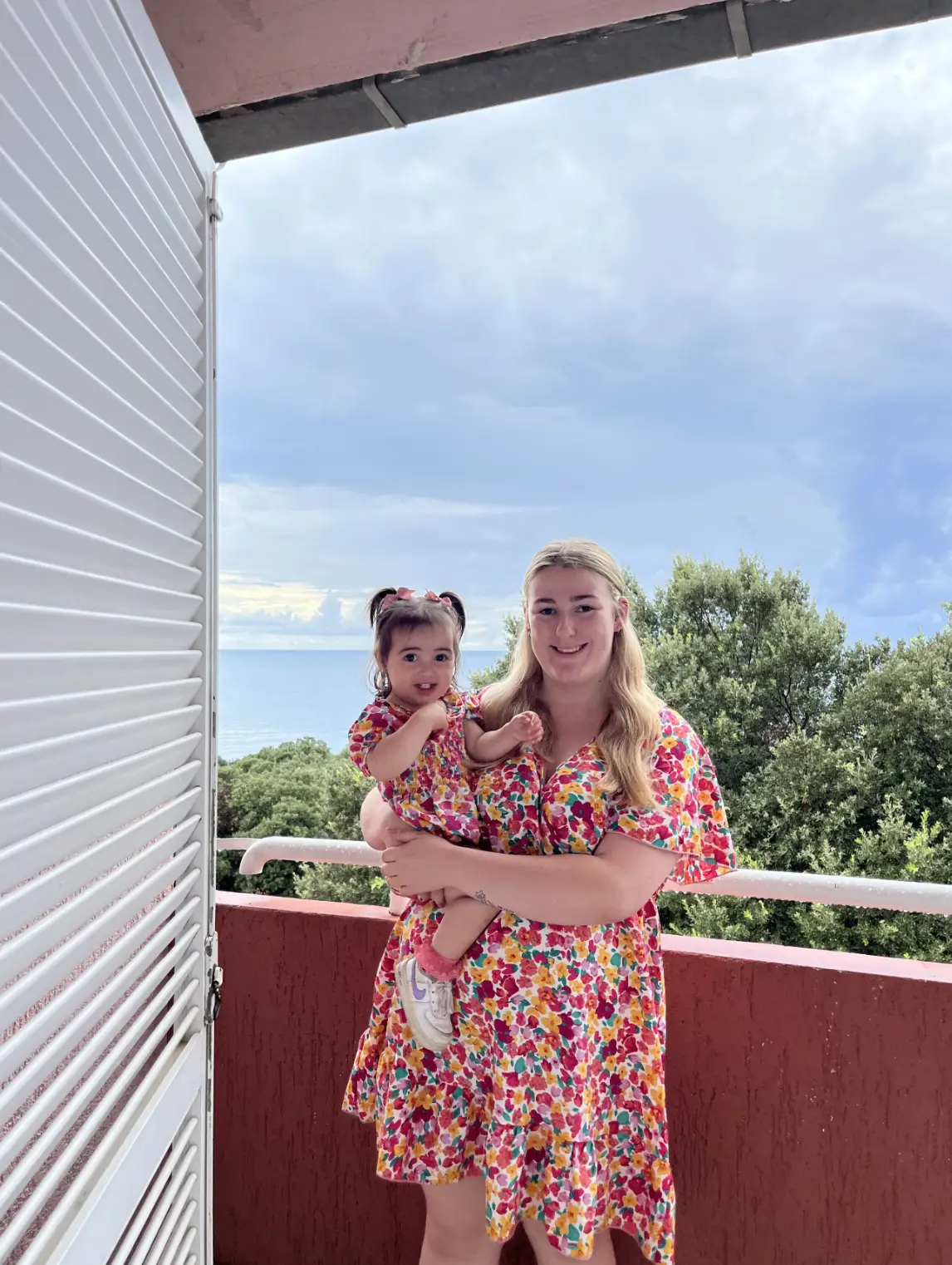 Jasmine's symptoms were initially put down as hayfever and 'fresher's flu'.(Kennedy News Media)