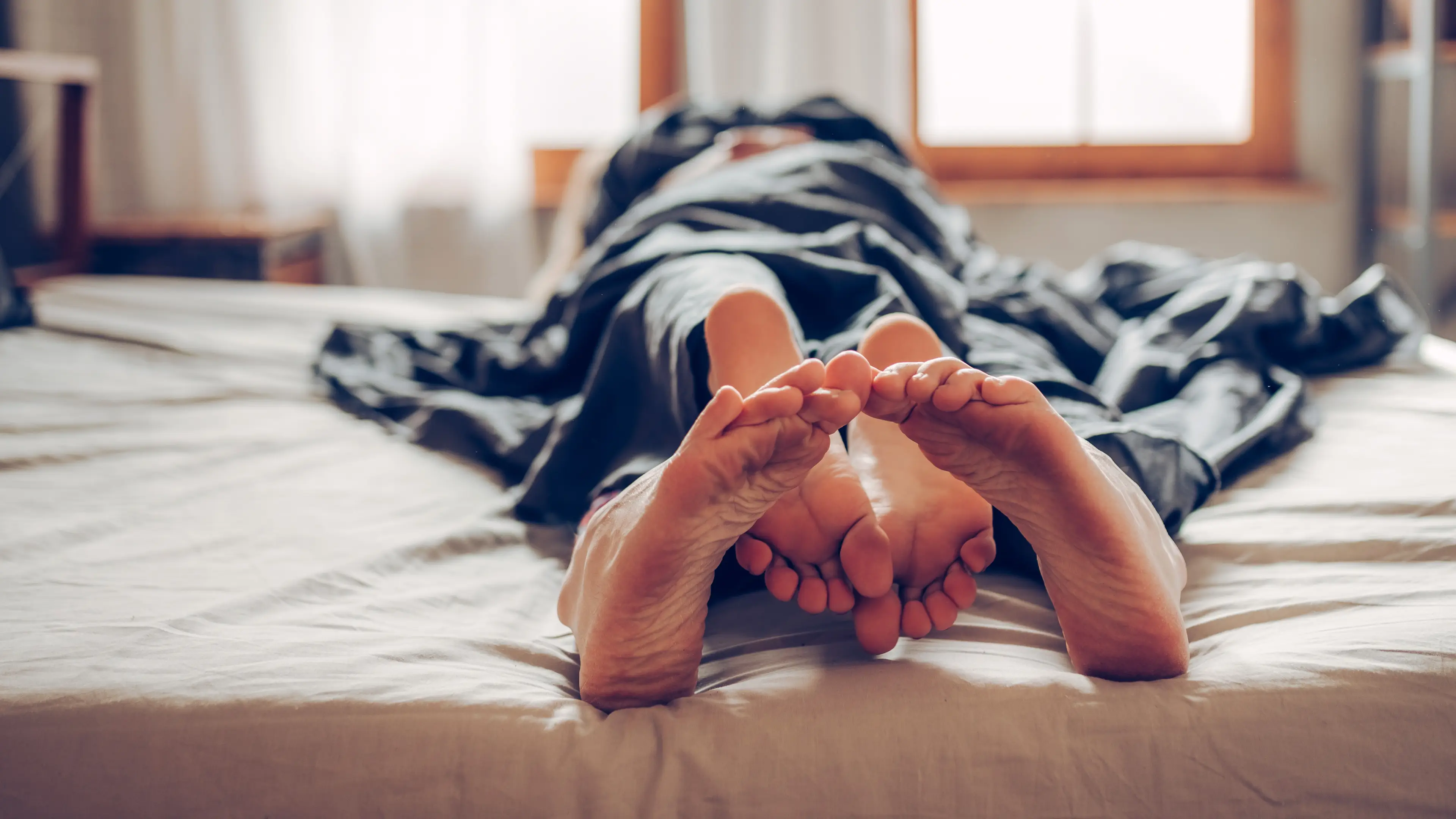 Doctor reveals three signs daylight savings is affecting your sex drive