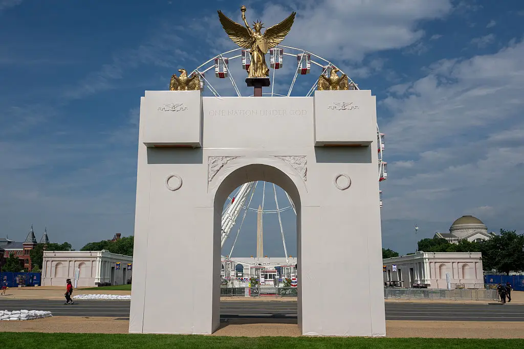 A replica of the monument has been erected to celebrate America's 250th birthday (Andrew Leyden/Getty Images)