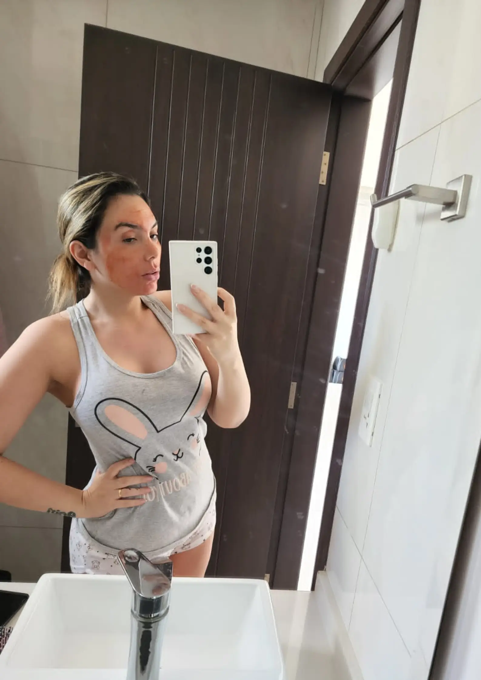 Model Mimi swears by the DIY face mask.