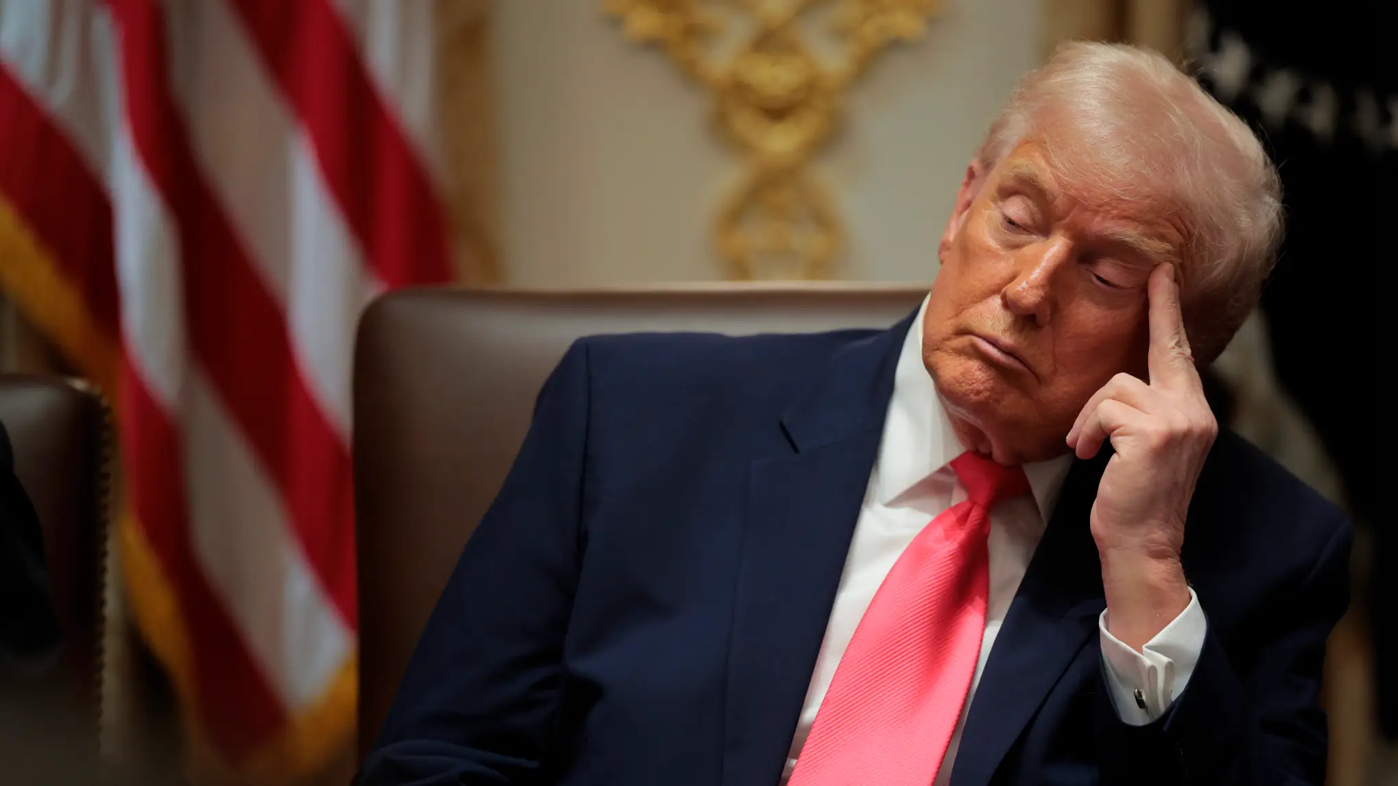 Donald Trump sends bizarre email to supporters about ‘sitting alone in war room’