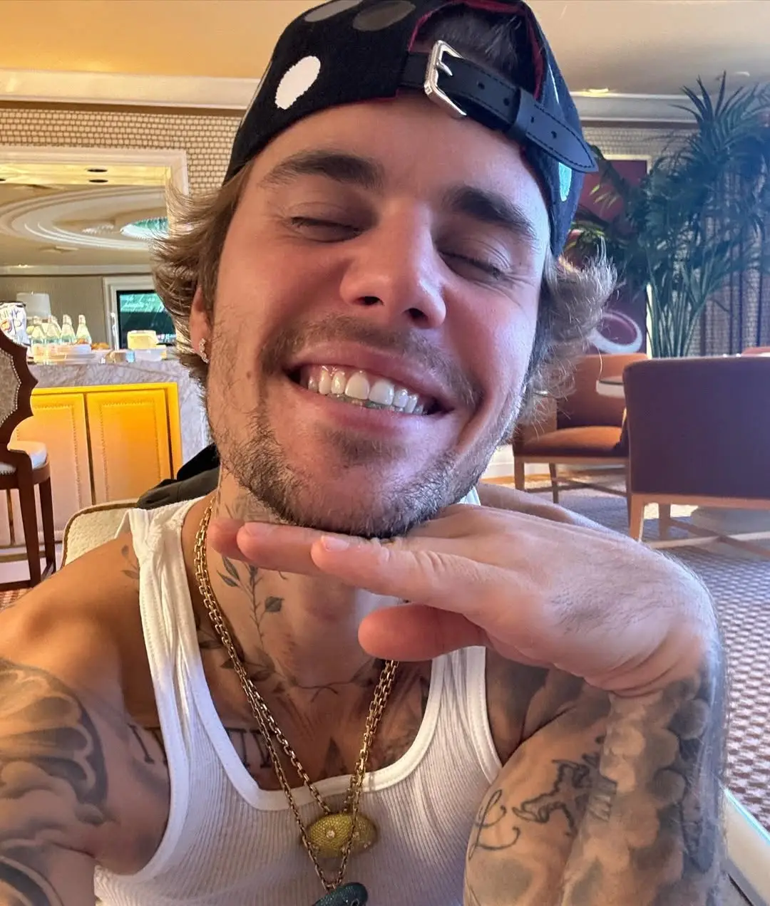 However, some fans have come up with a wild conspiracy, drawing 'parallels' to the Biebers' wedding (Instagram/justinbieber)