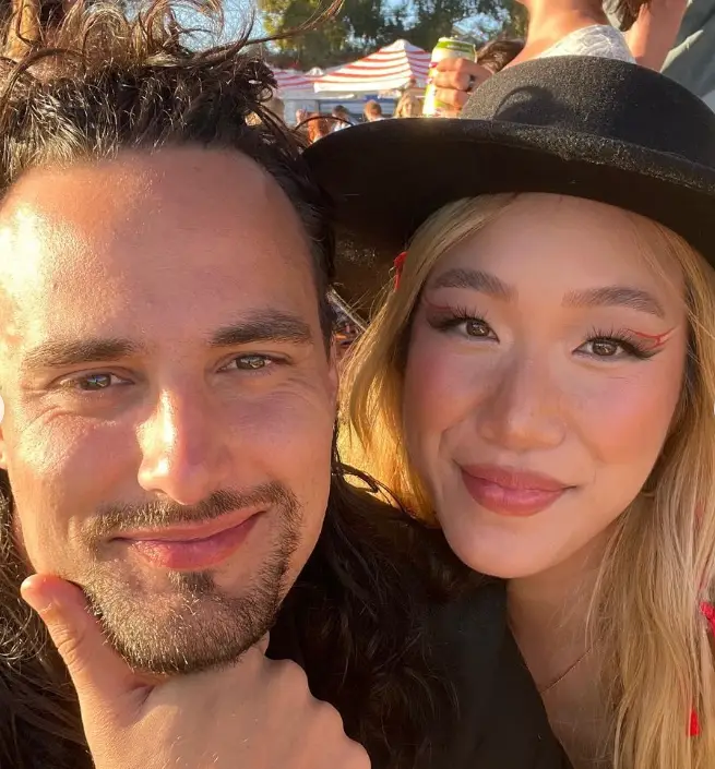 These two are seriously teasing.