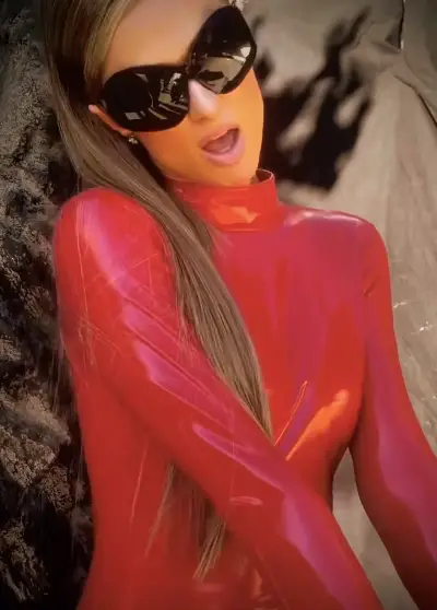 Paris Hilton embraced the Y2K revival last Halloween (Instagram/parishilton)