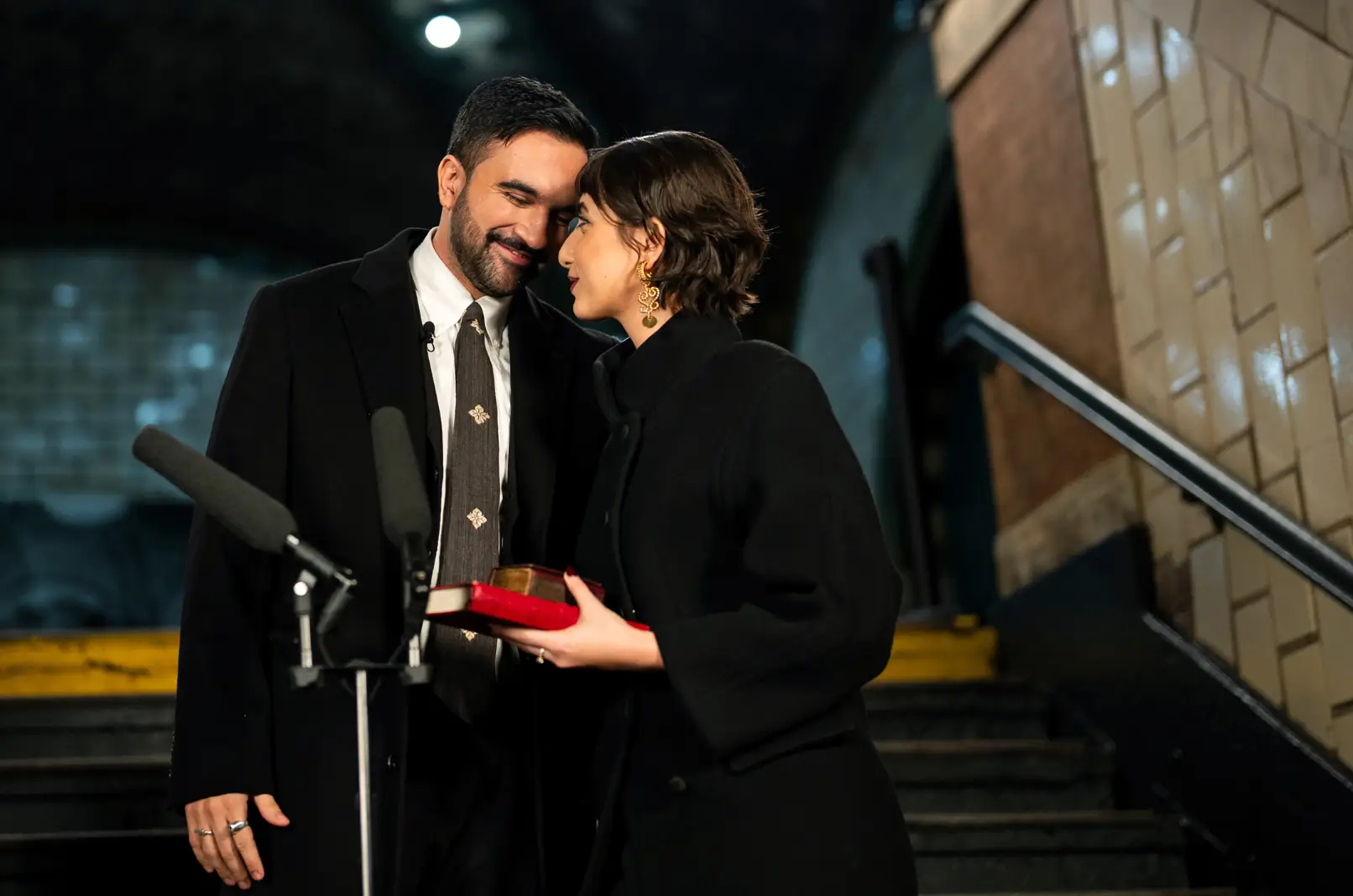 Zohran Mamdani and his wife Rama Duwaji stepped out looking suave during his swearing-in ceremony (Amir Hamja-Pool/Getty Images)