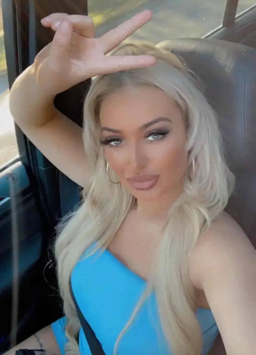 Jaelyn went back to work just days after giving birth.