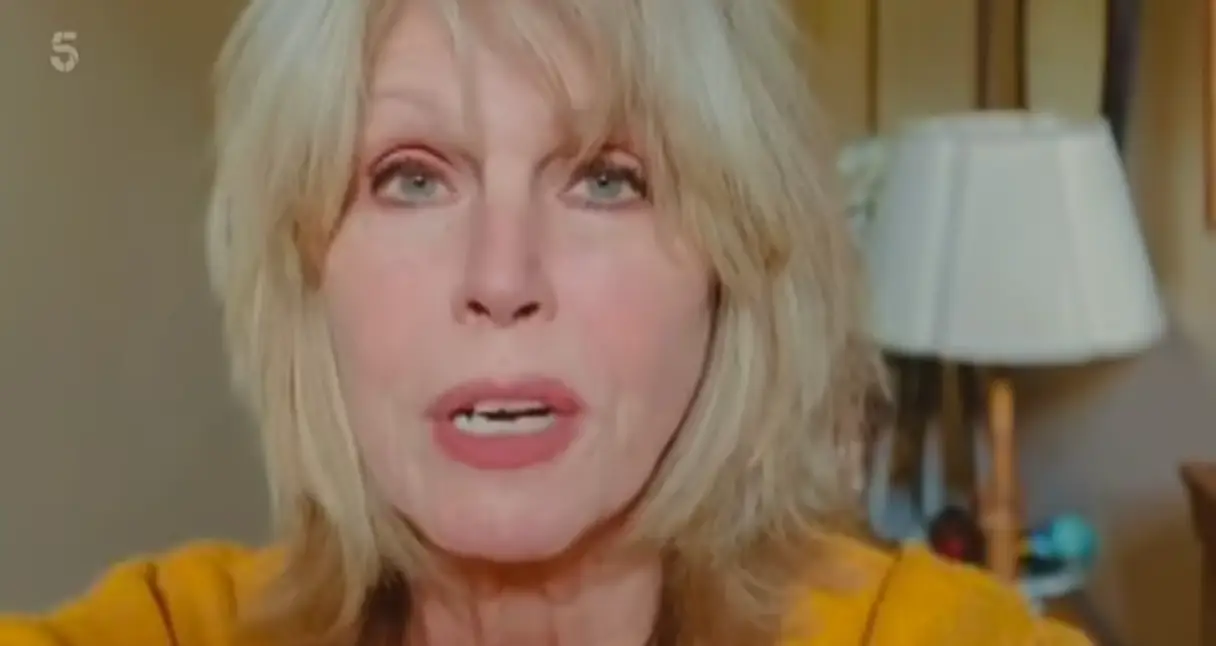 Lumley sends Schofield some words of encouragement (Channel 5)