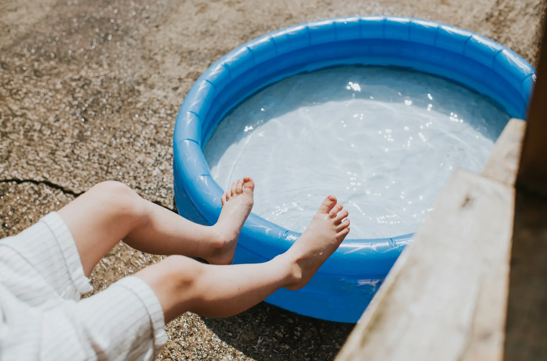 Brits have been issued a 'Yellow Heat' health warning. (Catherine Falls Commercial/Getty)
