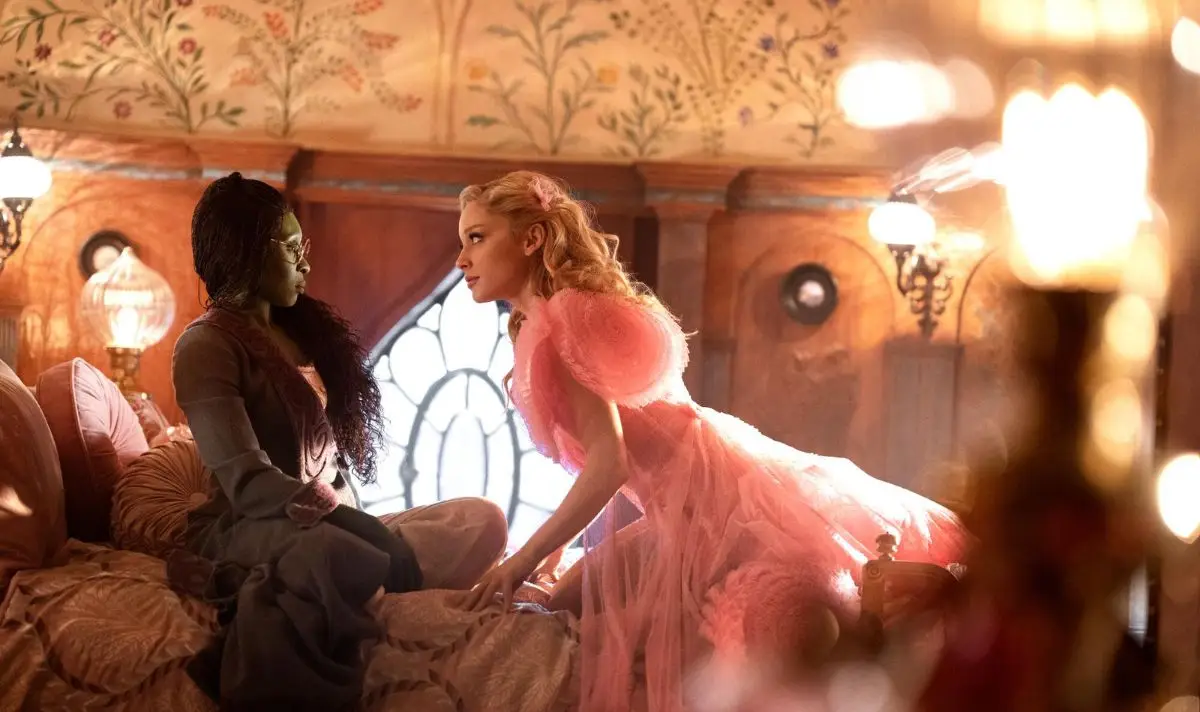 Some people believe the 'scratch' in the vocals was intentional (Universal)