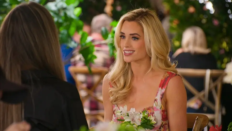 Alex Jarvis on Selling The OC. (Netflix)