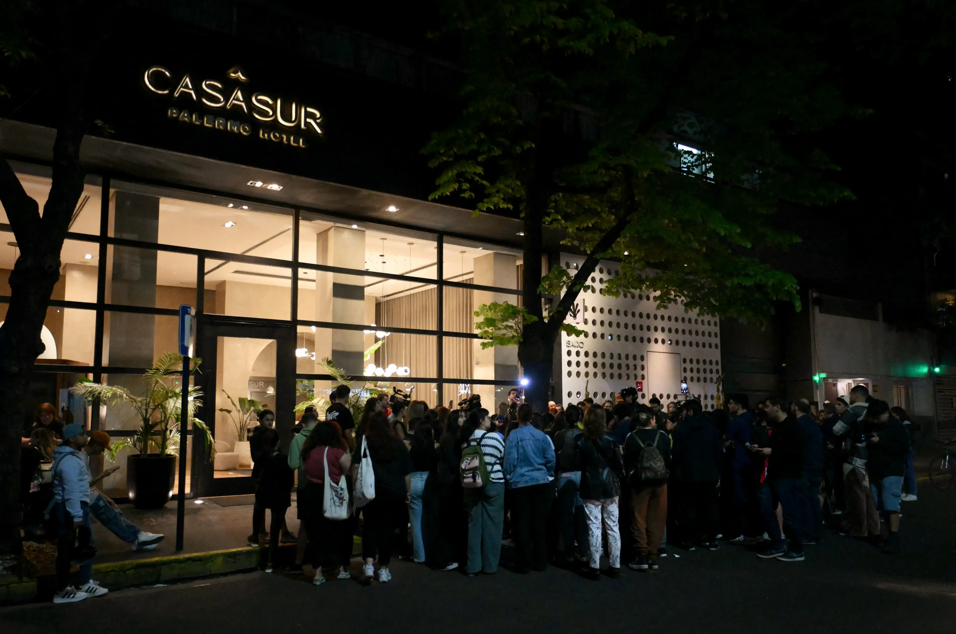 Fans were shocked by the news of his passing (Luciano Gonzalez/Anadolu via Getty Images)