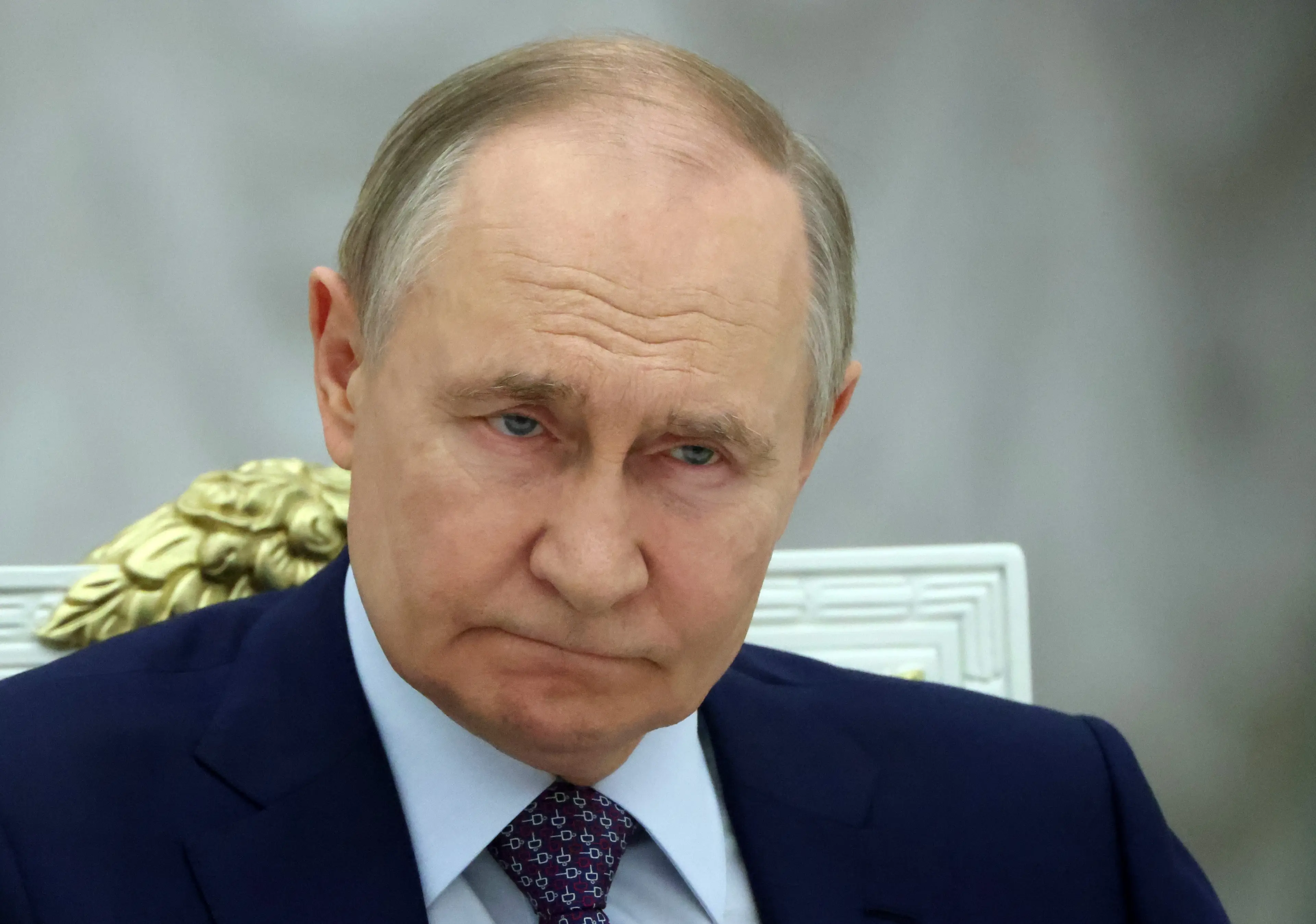 Russian leader Vladimir Putin reportedly received a threat from Donald Trump (Contributor/Getty Image)