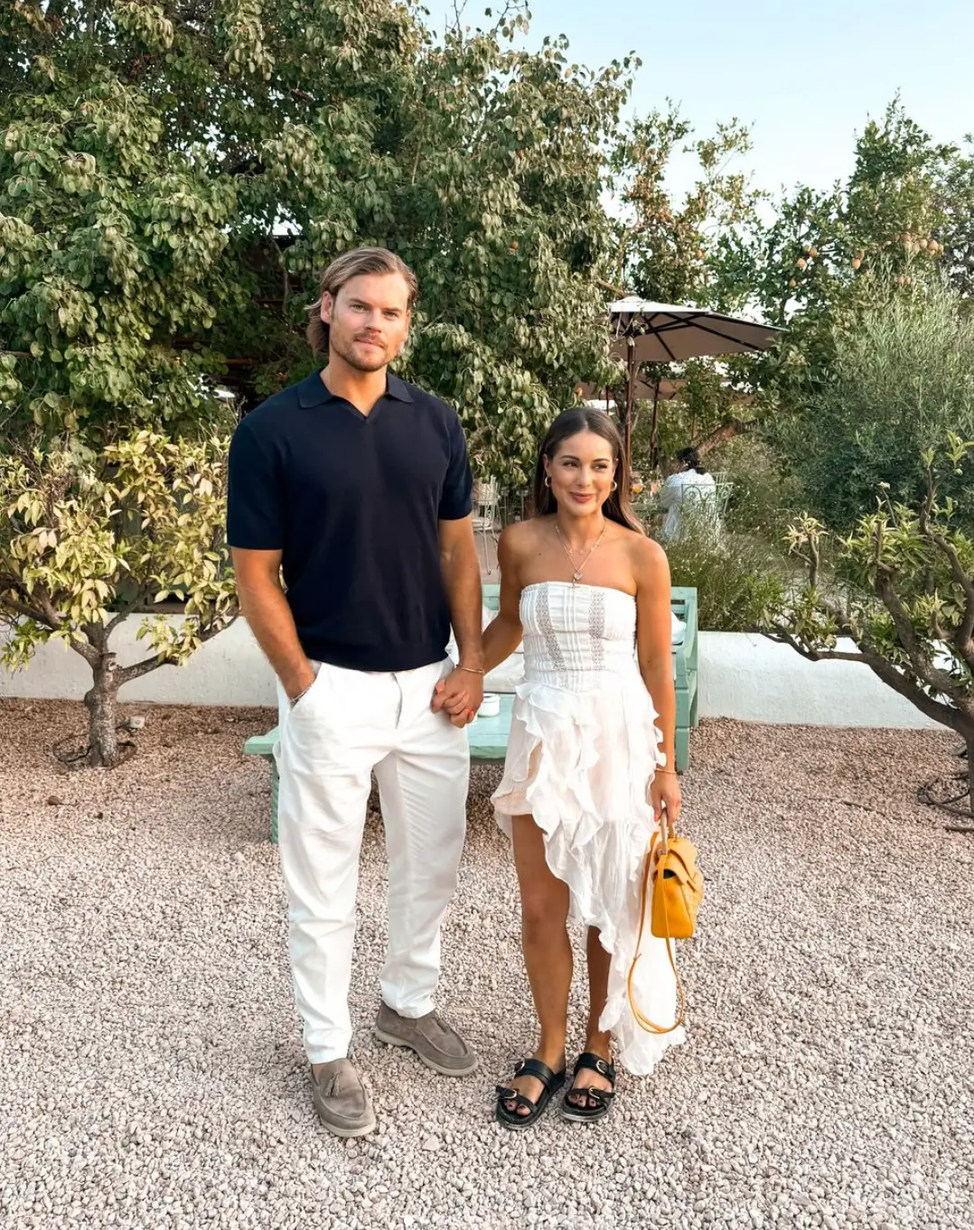 Her fiancé Ryan Libbey has provided her fans with an update on her health (Instagram/@louise.thompson)