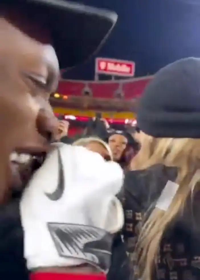 Worthy's comment seems to have left his fans in stitches (X)