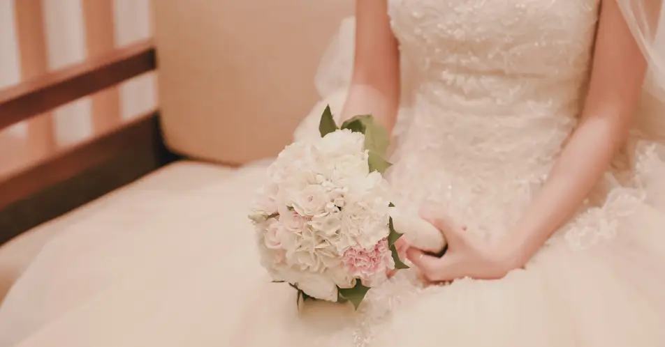 People begged the anonymous bride to call off the marriage.