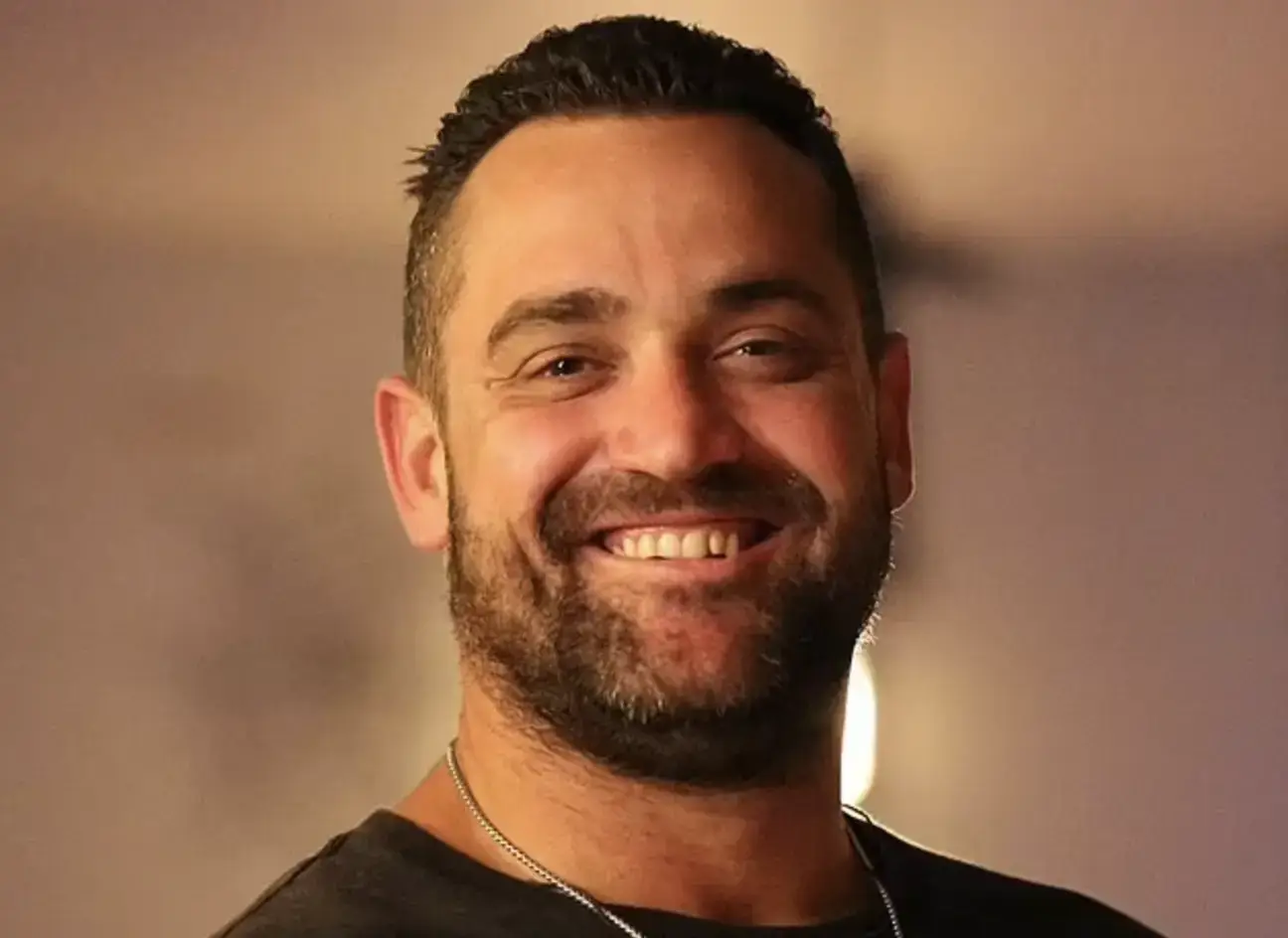 Her son Goran Ilich passed away on 12 November.