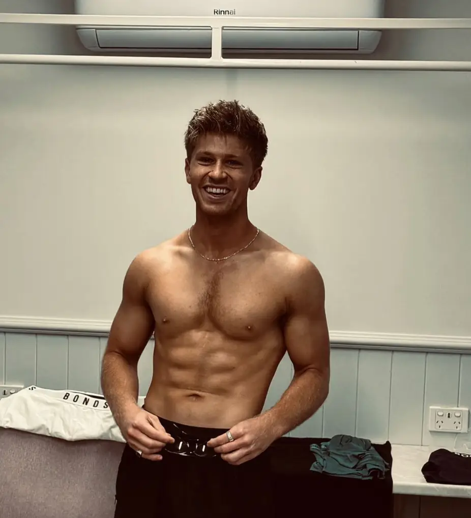 Irwin shared some behind-the-scenes snaps online (Instagram/@robertirwinphotography)