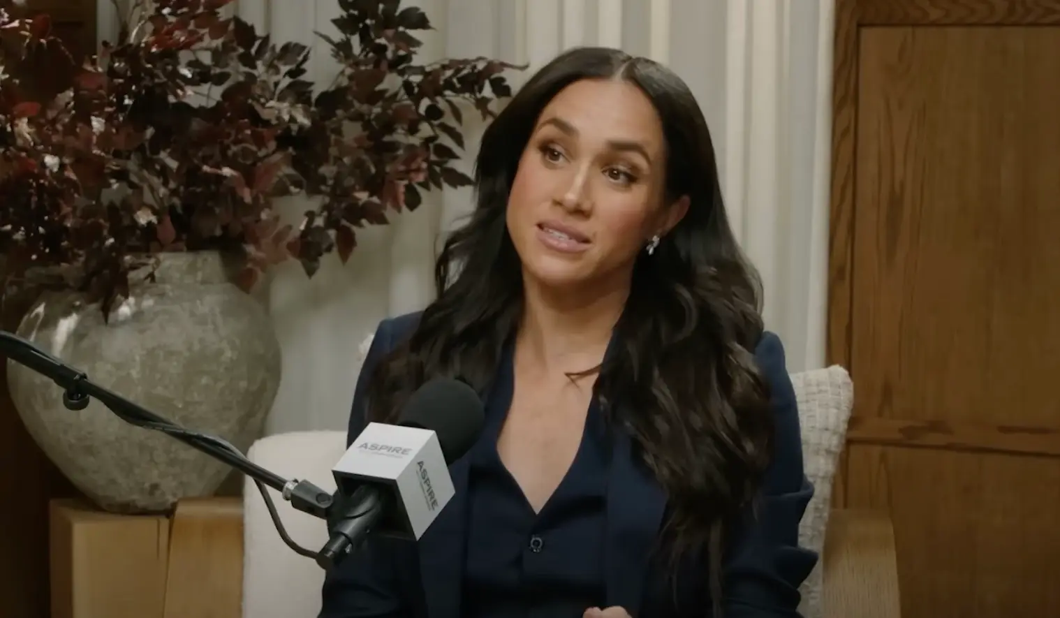 The former royal has been accused of leaving the family for 'financial gain' (Youtube/@EmmaGrede)