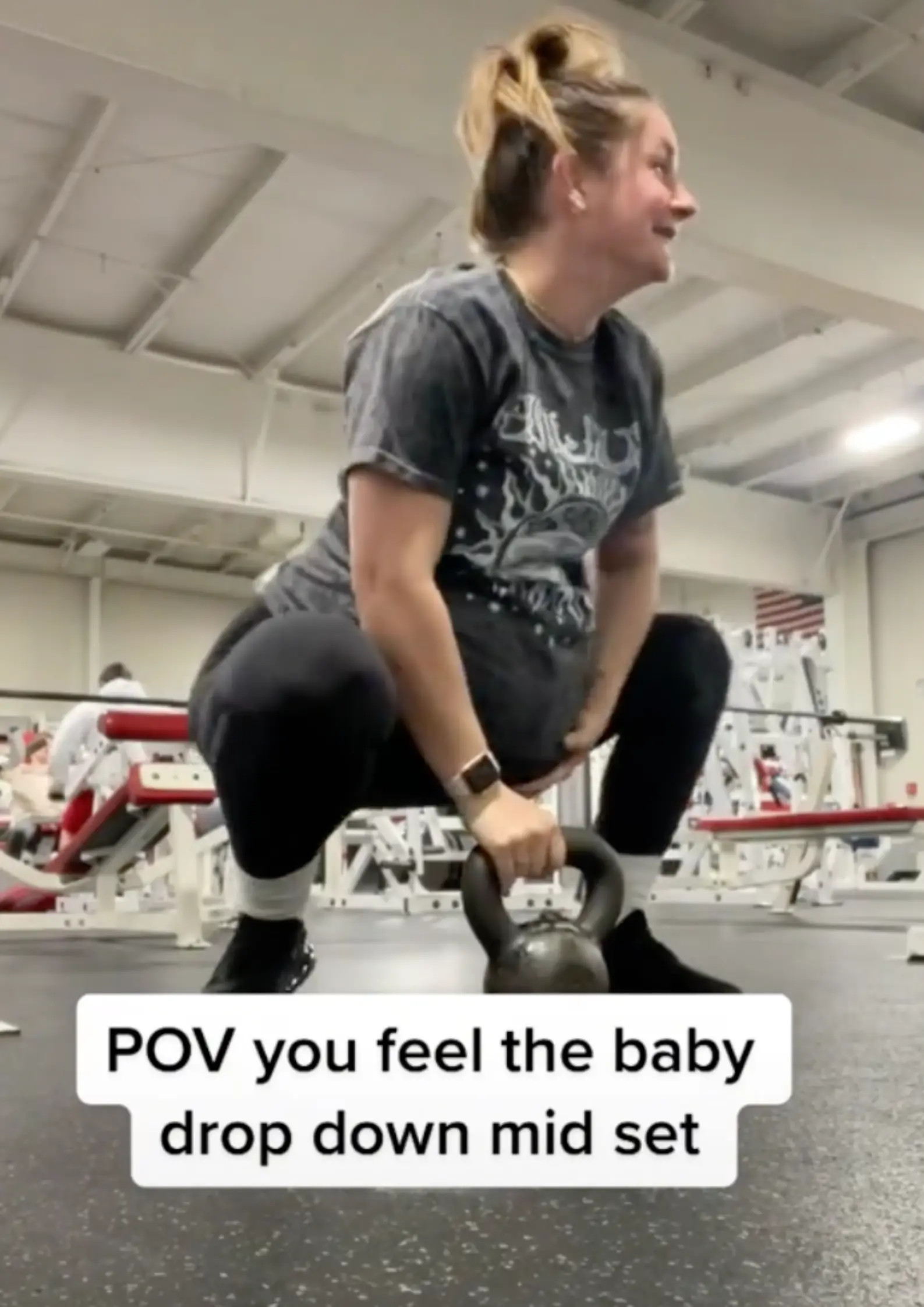 The mum-to-be was 38 weeks pregnant when her bump 'dropped'. (