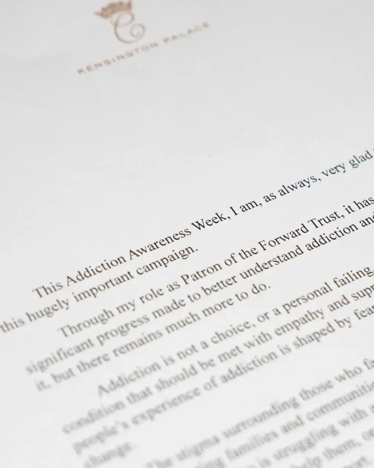 Two rarely-seen details were featured on a letter from Kate Middleton shared online (Instagram/@princeandprincessofwales)