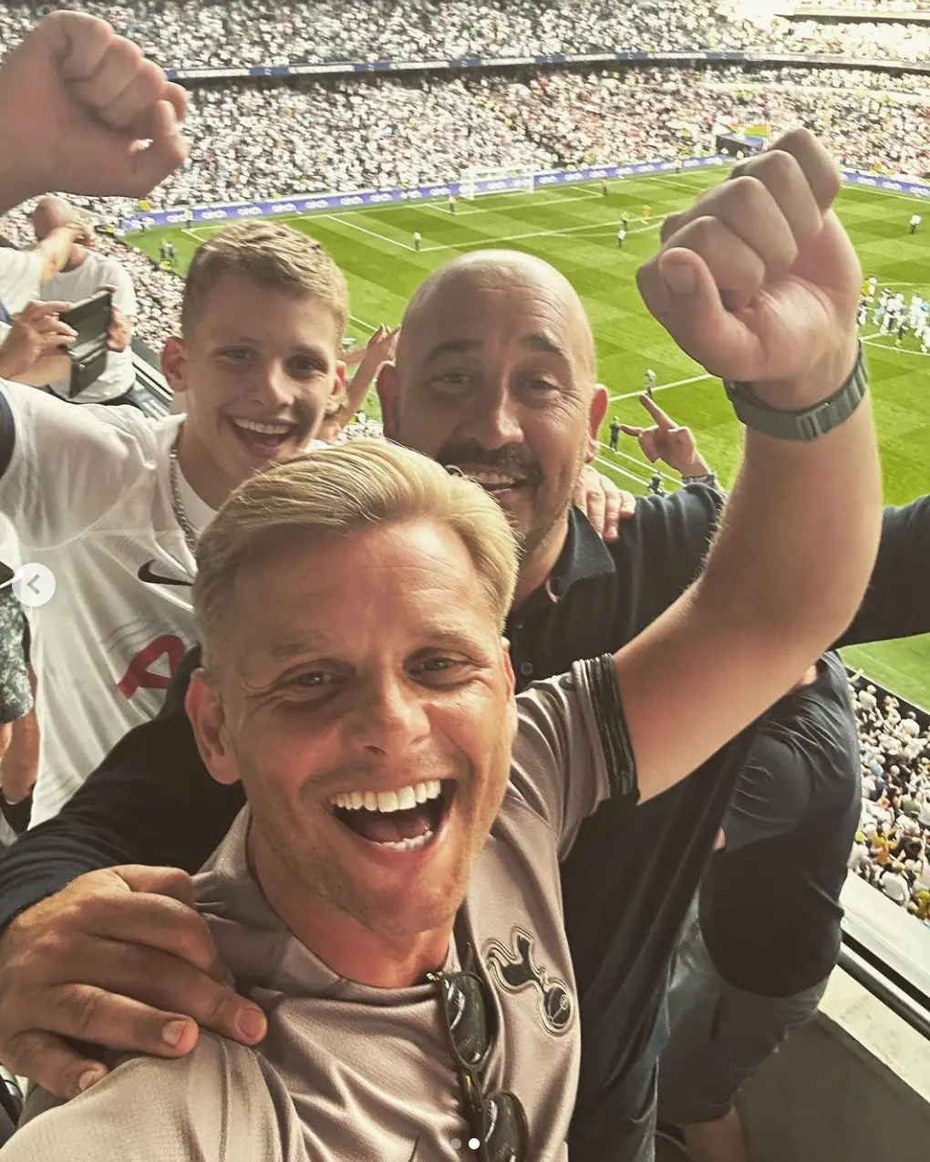 The pair looked delighted when their team ended up taking home the win.