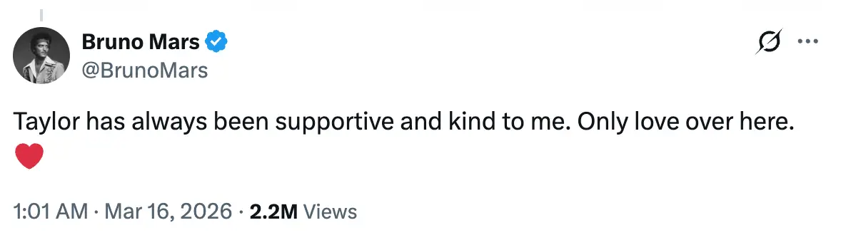 Mars assured fans there was 'only love' between him and Swift (X/@BrunoMars)