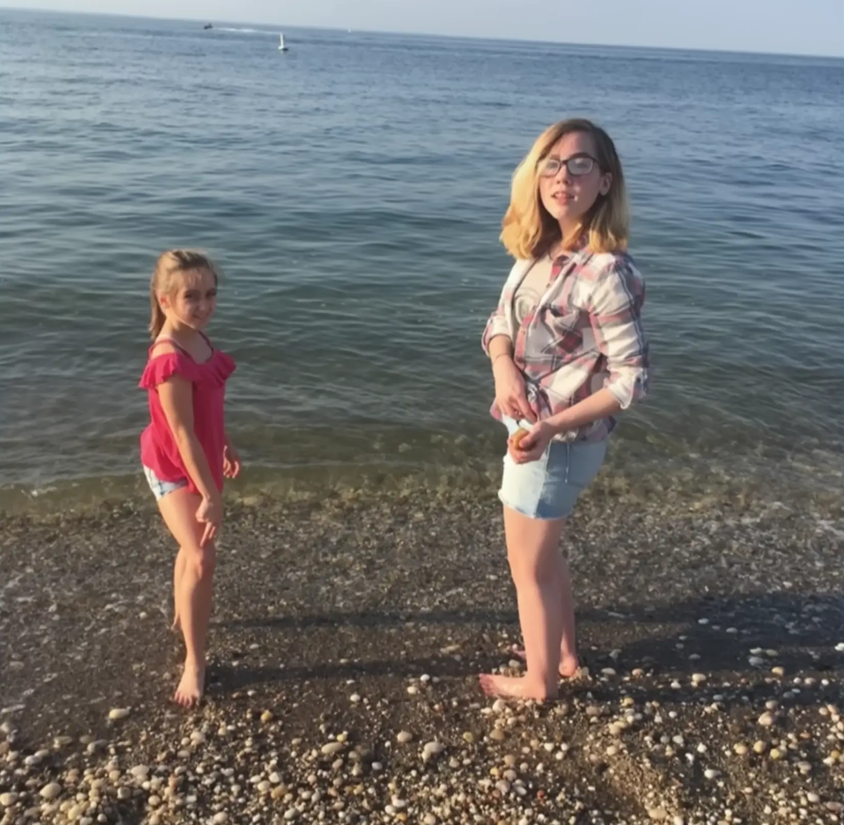 Shauna with her sister, Rylee.