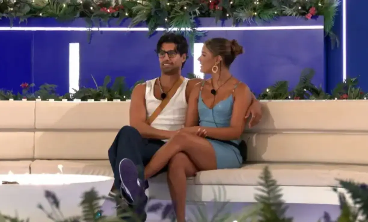 Mica appears to have gotten closer to Samraj once again (ITV)