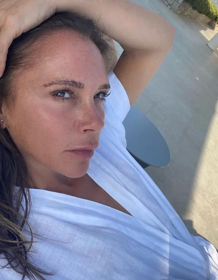 Victoria Beckham has bravely opened up about her eating disorder in her new Netflix docuseries (Instagram/@victoriabeckham)