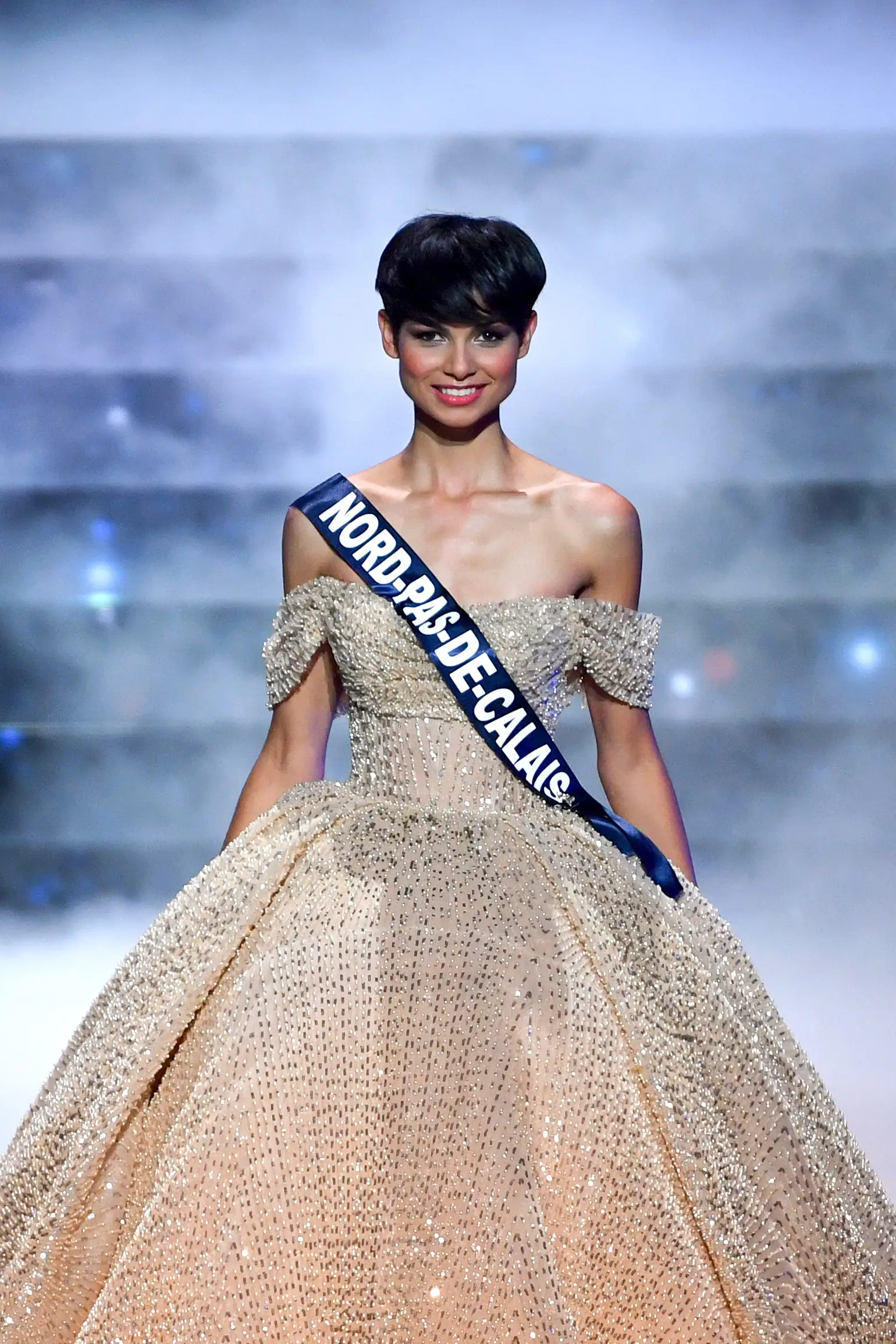 Eve Gilles has been crowned Miss France 2024.