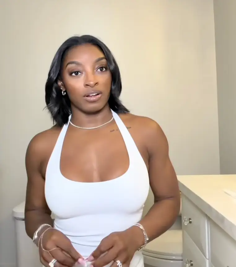 The Olympian answered all the questions fans wanted to know (TikTok/Simonebilesowens)