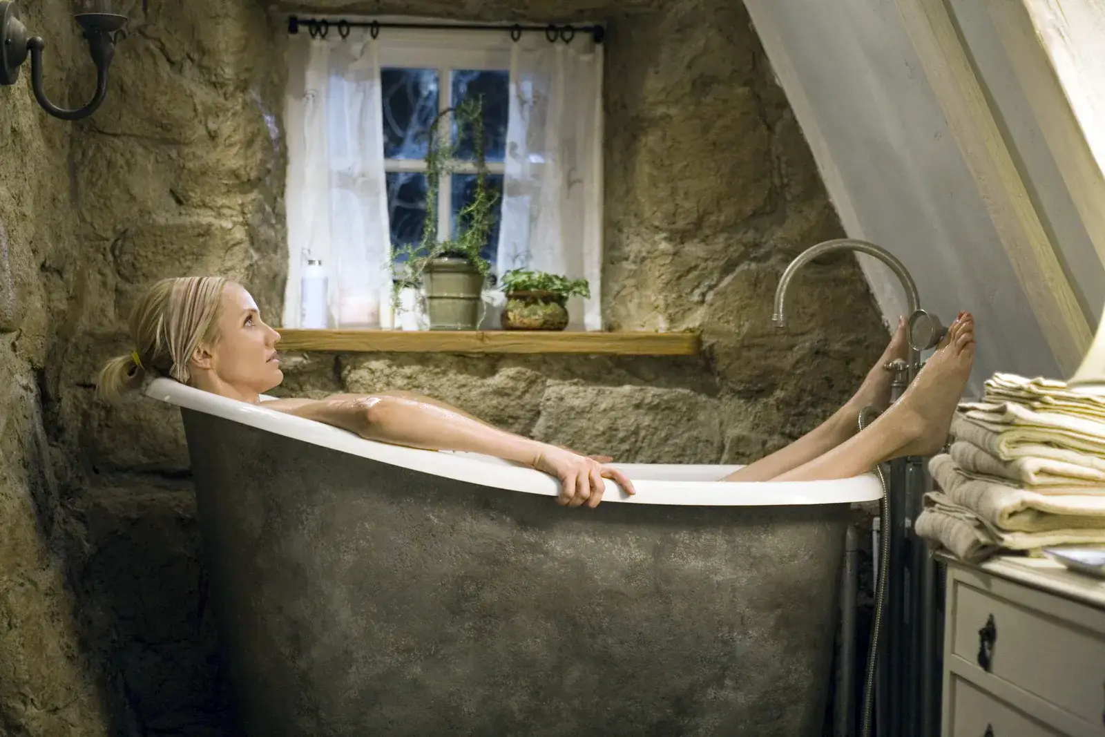 The Holiday cottage is not far off from pure heaven (Universal Pictures)