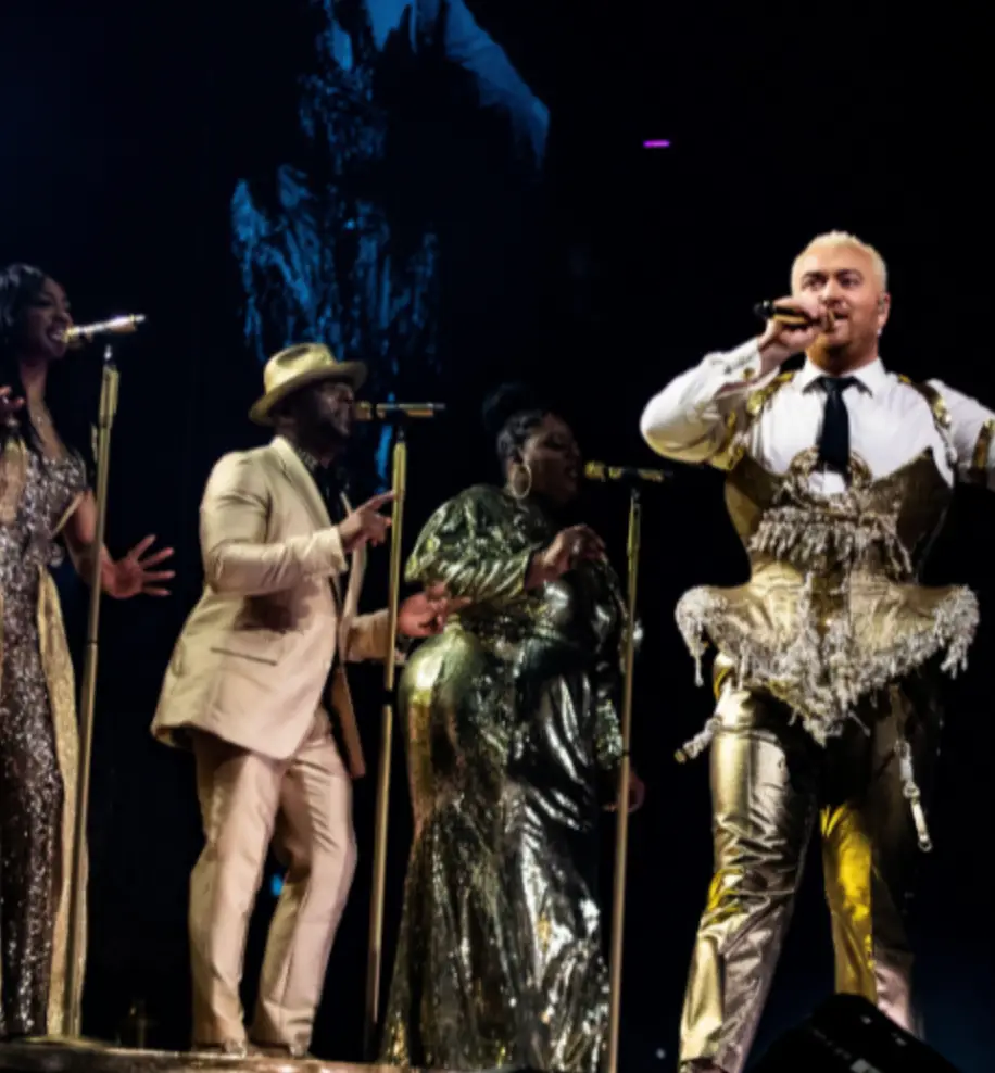 Sam Smith cut their concert short in Manchester this week.