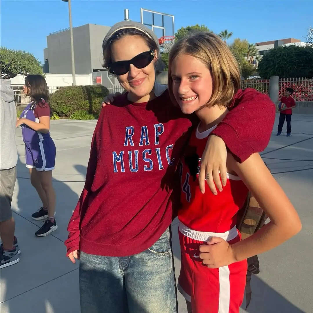 Fans noticed a strong resemblance between the Willis siblings (Instagram/@buuski)