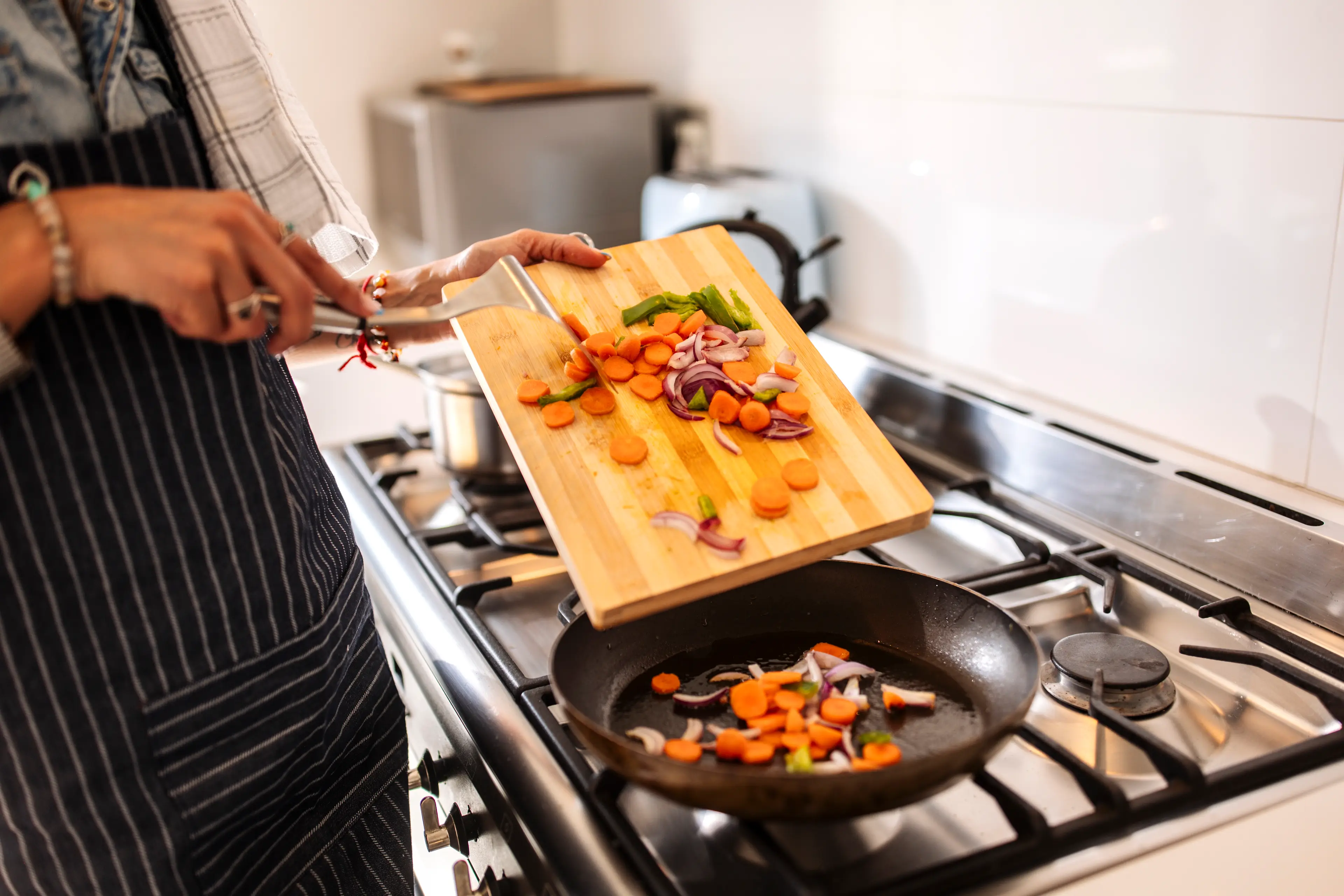 A week off smoking could increase your appetite (Getty Stock Images)