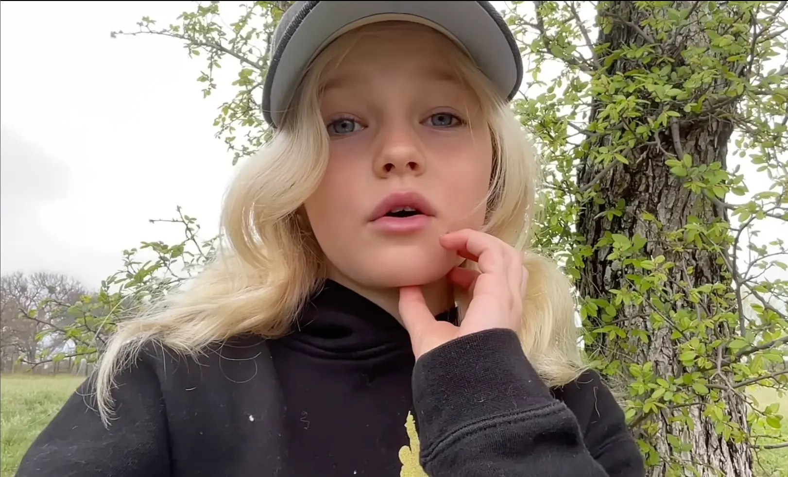 Van Der Beek died month following a two-and-a-half year long battle with colorectal cancer (Instagram/@vanderkimblerly)