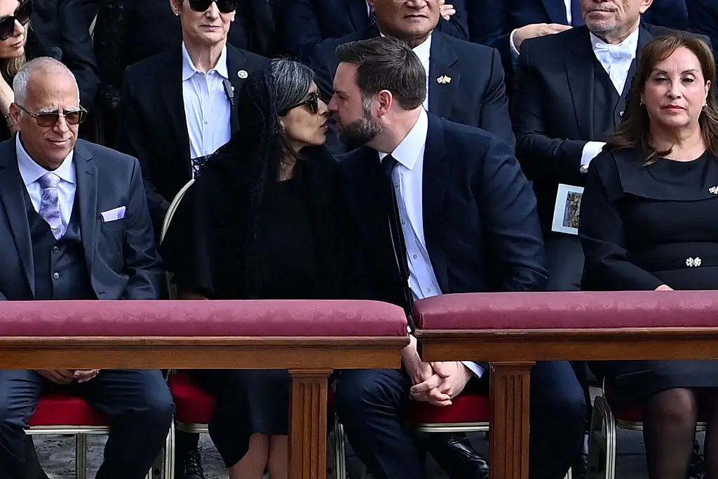 The pair shared a moment (ISABELLA BONOTTO/AFP via Getty Images)