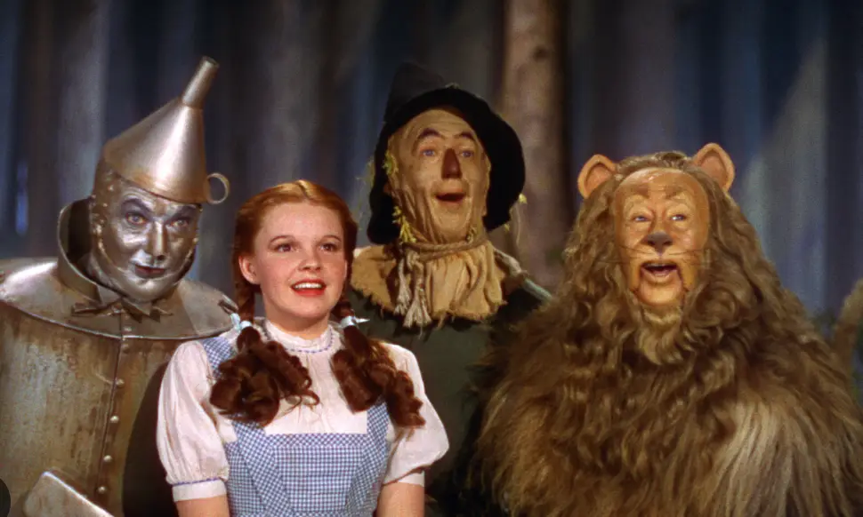 The Wizard of Oz was released in 1939 (Warner Bros)